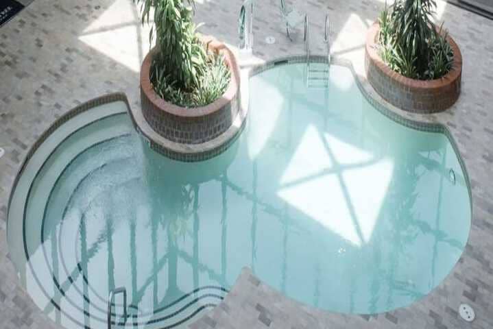 Pool 24 of 38